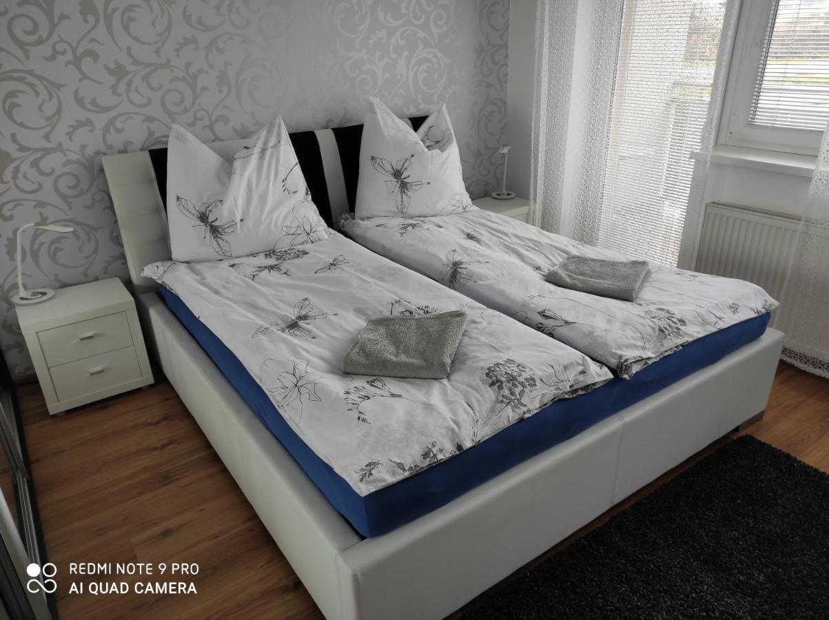 Apartman Mb Πόπραντ Εξωτερικό φωτογραφία